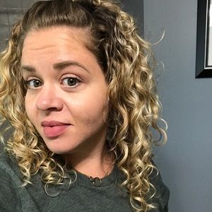 Meet your Posher, Talesha